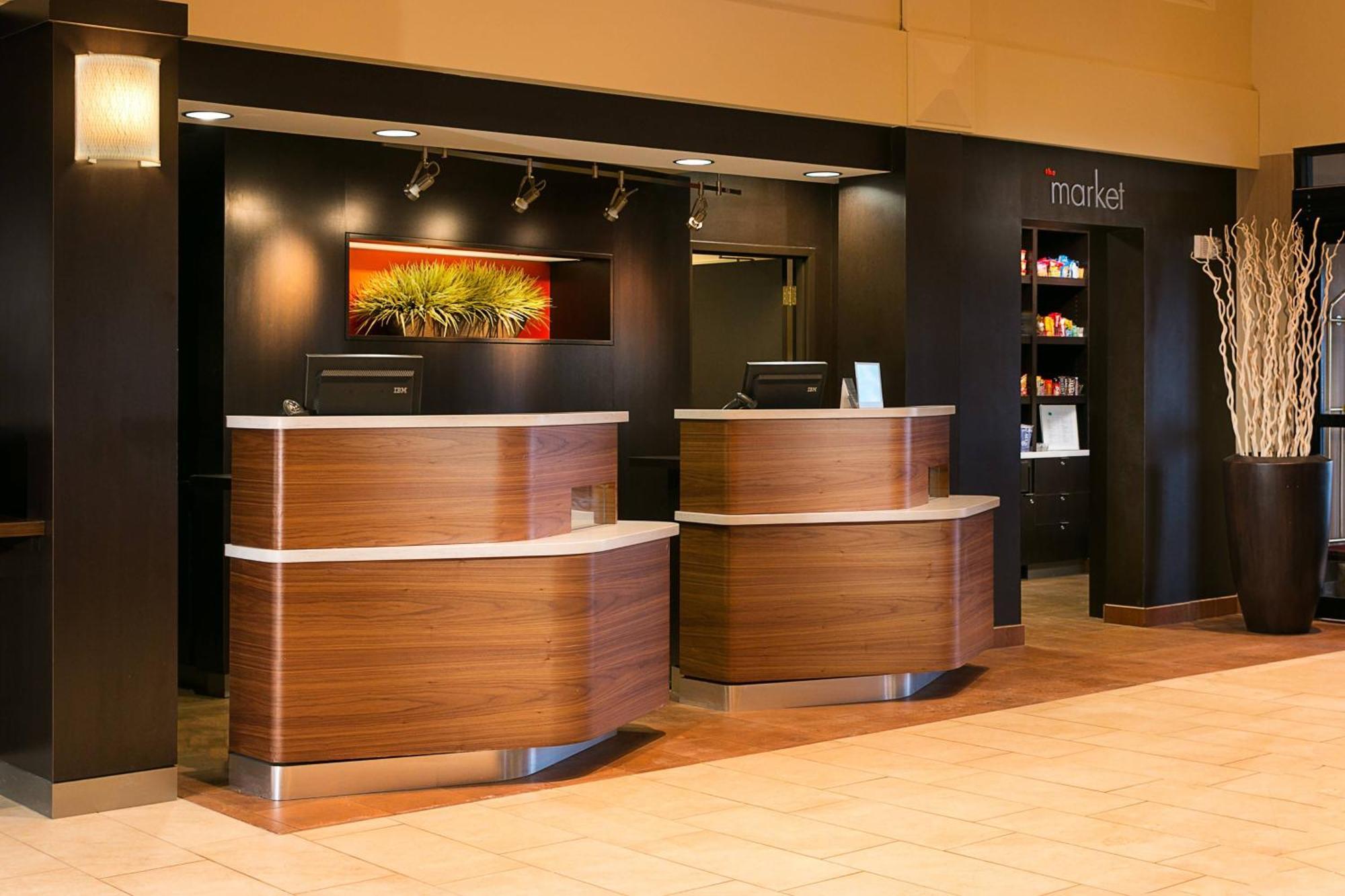 Courtyard Kansas City East/Blue Springs Ngoại thất bức ảnh