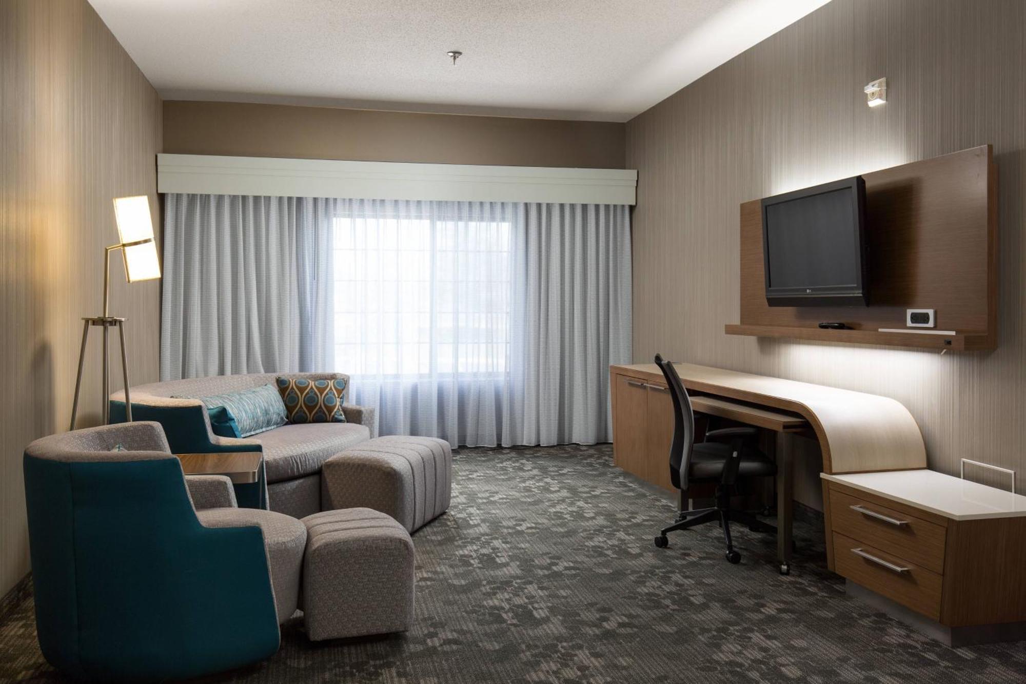 Courtyard Kansas City East/Blue Springs Ngoại thất bức ảnh