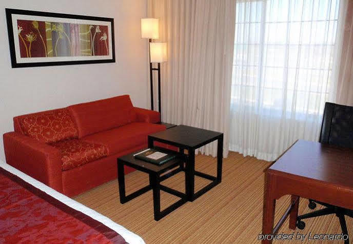 Courtyard Kansas City East/Blue Springs Ngoại thất bức ảnh