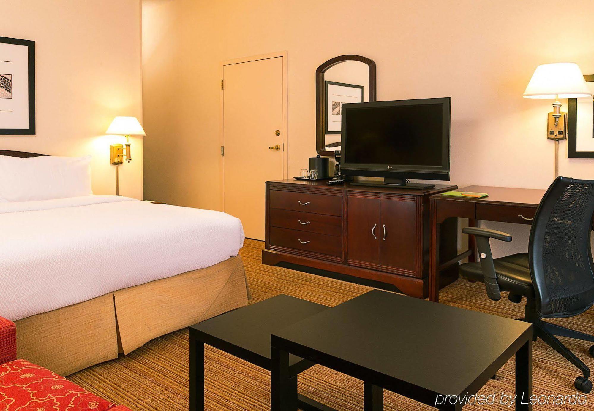 Courtyard Kansas City East/Blue Springs Ngoại thất bức ảnh