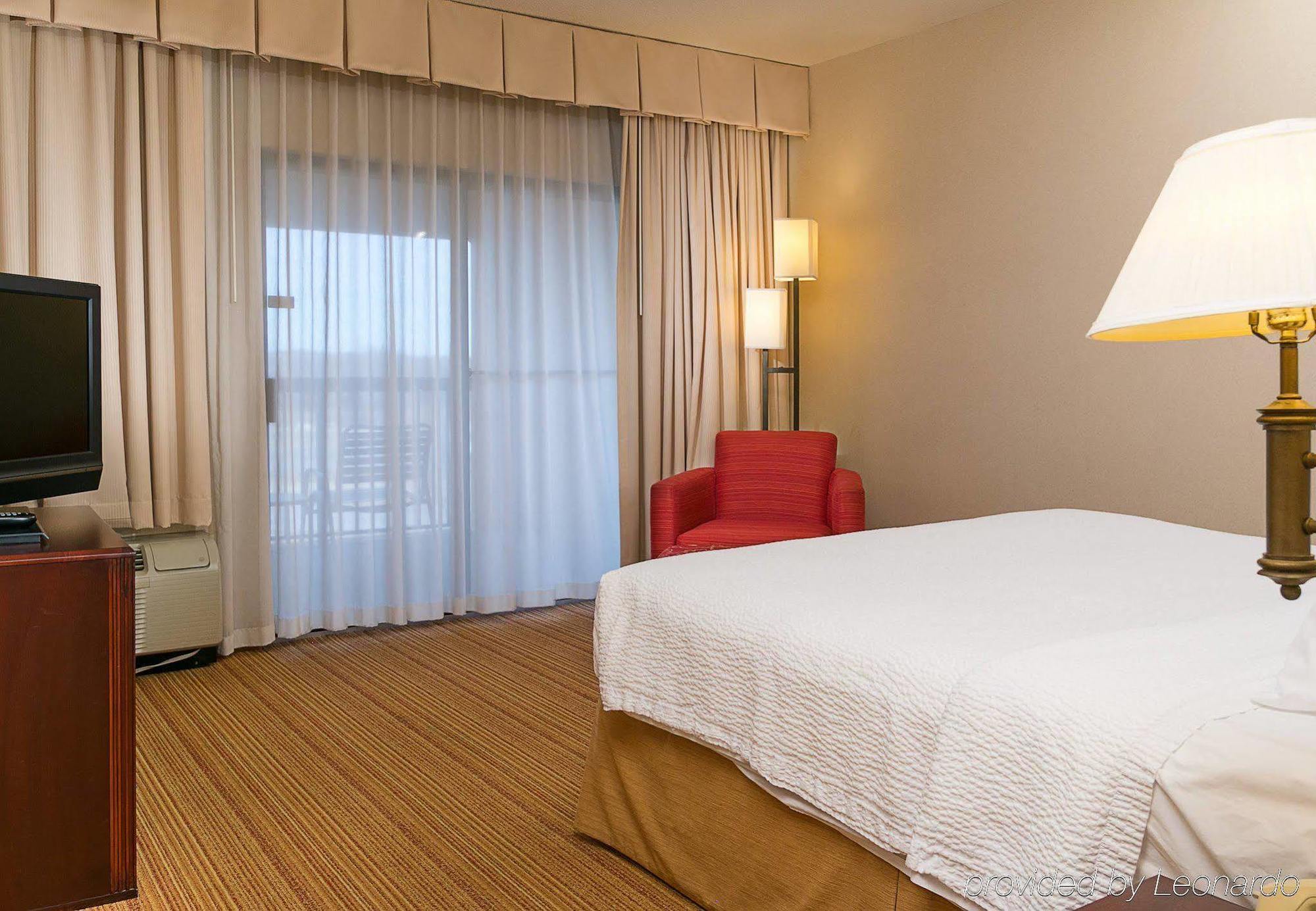 Courtyard Kansas City East/Blue Springs Ngoại thất bức ảnh