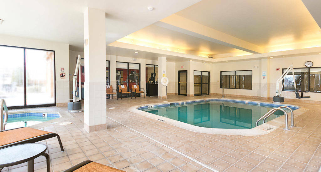 Courtyard Kansas City East/Blue Springs Ngoại thất bức ảnh